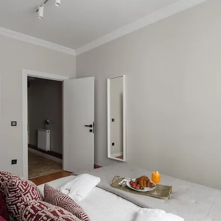 Apartamento Charming Garden - Near Nisantasi - 1br *
